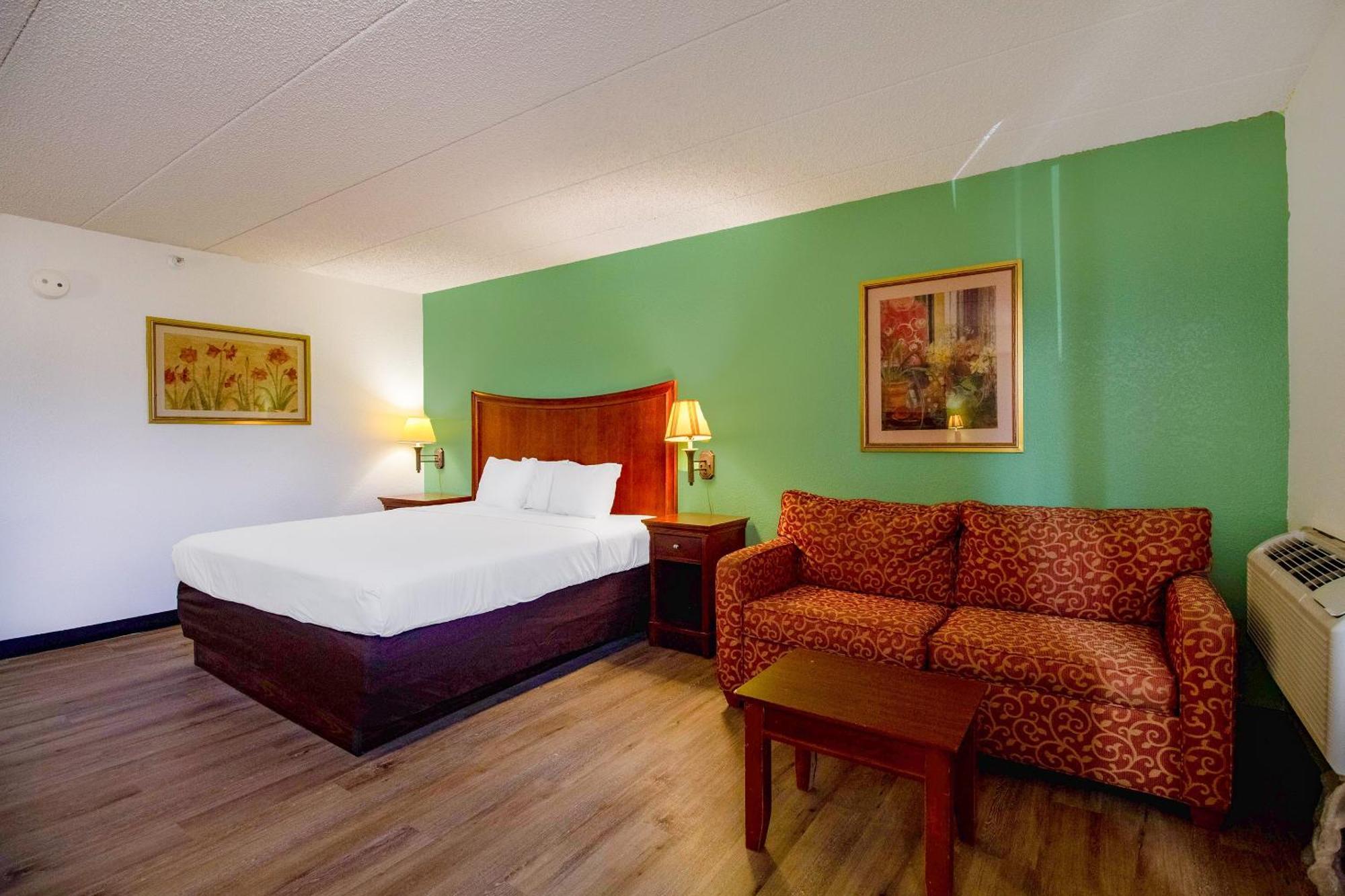 Tulsa Square Hotel Central, I-44 By Oyo Eksteriør bilde